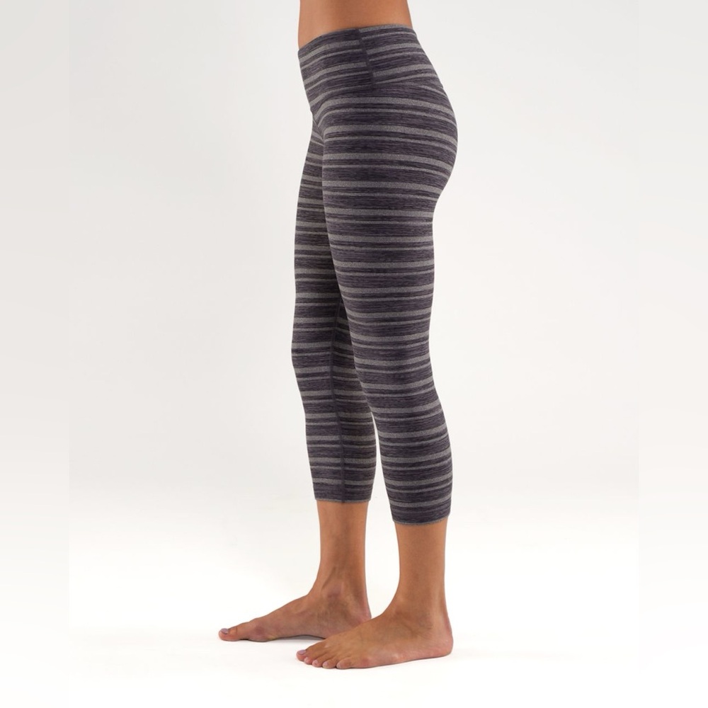 Lululemon Wunder Under High Rise Crop Leggings Yoga Workout Activewear Gym Run